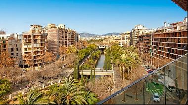 Large flat with beautiful views for sale in Paseo Mallorca, Palm, Palma de Mallorca 07000