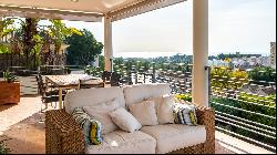 Immaculate villa with sea views for sale in Bonanova-Palma, Majo, Palma de Mallorca 07015