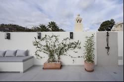 Charming townhouse with sea, mountain and golf views in La Quint, Benahavis 29679