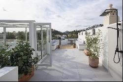 Charming townhouse with sea, mountain and golf views in La Quint, Benahavis 29679