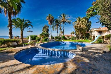 Opulent family villa with independent guest house and sea views , Rincon de la Victoria 29