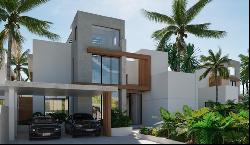 Exclusive project of 5 luxury beachfront villas in Cortijo Blanc, Marbella 29670