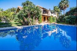 Villa for sale in Málaga, Marbella, Los Mimosas, Marbella 29660