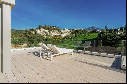 Contemporary luxury villa in a prestigious residential area in t, Marbella 29660