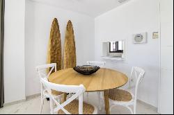 Contemporary beachfront penthouse apartment with unobstructed fr, Casares 29690