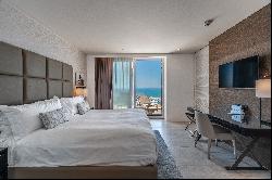 Seafront Furnished Apartment at the Ritz Carlton Hotel