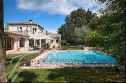 Valbonne - Nice villa in a closed domain near international schools