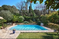 Valbonne - Nice villa in a closed domain near international schools