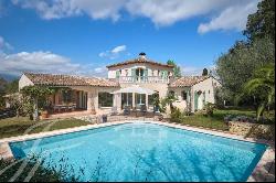 Valbonne - Nice villa in a closed domain near international schools