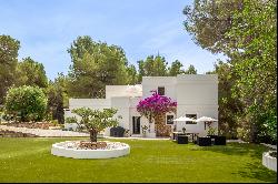 Villa with tourist licence for sale near Ibiza Town