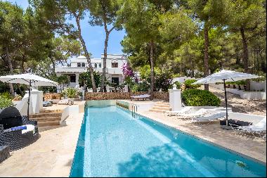 Villa with tourist license for sale in the km. 4 área - Ibiza