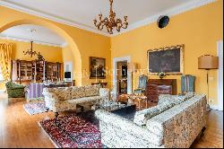 Majestic apartment in the heart of Lucca center