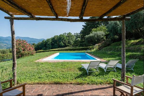 Ancient country villa on the hills of Lucca