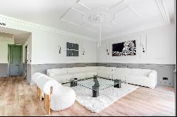 Luxurious renovated apartment