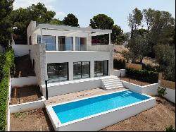 Modern villa with panoramic sea views for sale in Portals Nous, , Calvià 07181