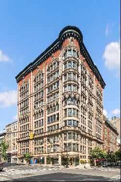 45 East 66th Street