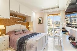 Flat, 2 bedrooms, for Sale