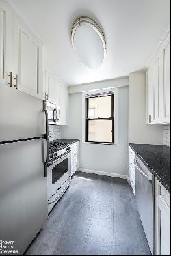 201 EAST 28TH STREET 5R in Murray Hill Kips Bay, New York