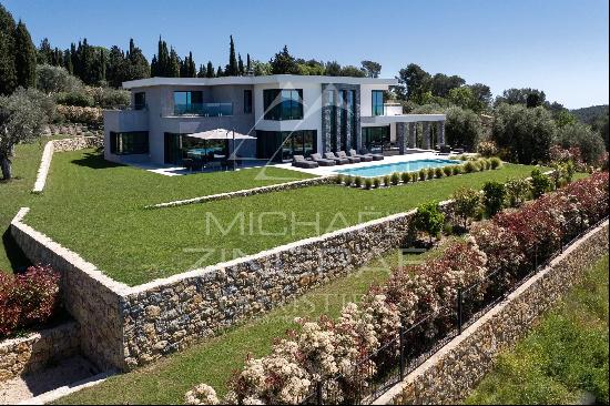 Newly contemporary villa with panoramic view