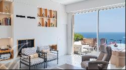 Modern villa with beautiful sea views, swimming pool, lift and very nice terraces