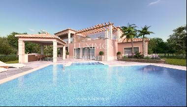 4 bedroom villa with pool, for sale in Portimo, Algarve