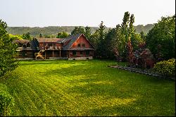 Magnificent Log Home