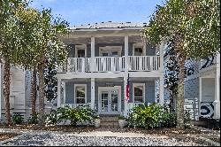 Beautifully Updated Beach House In Quiet Side of Neighborhood Close To Trails