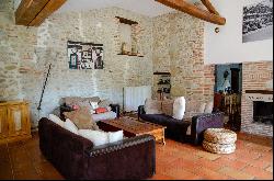 For sale old farmhouse renovated on more than 6.000m2 of park