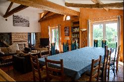 For sale old farmhouse renovated on more than 6.000m2 of park