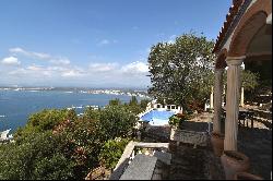 Exceptional villa with swimming pool and beautiful views of the bay of Roses