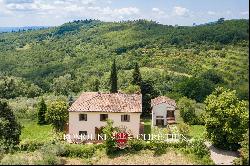 COUNTRY VILLA FOR SALE IN AREZZO, TUSCANY