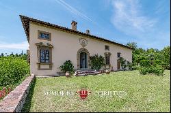 ESTATE WITH PERIOD VILLAS FOR SALE 30' FROM FLORENCE, TUSCANY