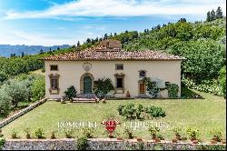 ESTATE WITH PERIOD VILLAS FOR SALE 30' FROM FLORENCE, TUSCANY