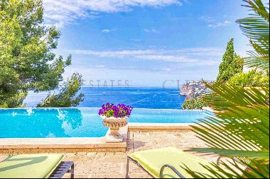 Mediterranean villa in Puerto Andratx with amazing sea view and guest house in Mallorca