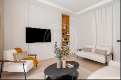 Apartment for sale in Madrid, Madrid, Cortes, Madrid 28014