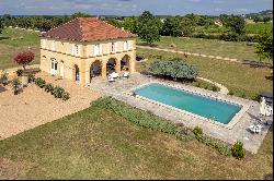 Sublime orangery in the heart of a castle