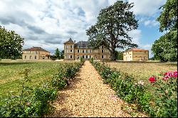 Sublime orangery in the heart of a castle