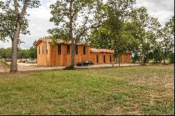 House in the heart of a share property