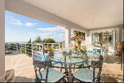 Fantastic Villa with beautiful sea views in one of the best areas