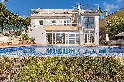 Fantastic Villa with beautiful sea views in one of the best areas