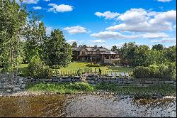 The View - Waterfront Estate with City Skyline Views