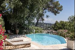 Mougins - Beautiful villa with sea view