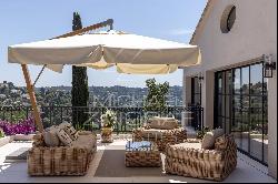 Mougins - Beautiful villa with sea view