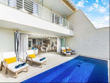 Stunning House with a view of the Caribbean in a brand new, gated community in Westmorelan