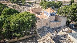 Impressive rustic finca in Novelda