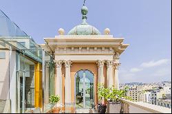 Extraordinary penthouse with pool on Paseo de Gracia