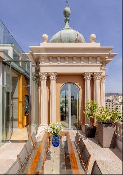 Extraordinary penthouse with pool on Paseo de Gracia