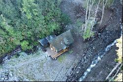 House on the first line in front of Lake Todos Los Santos