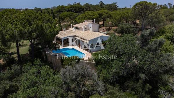 6 Bedroom Villa in the countryside coast of Lagoa, Algarve