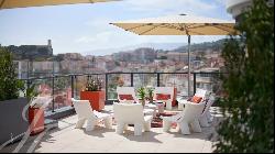 FACING PALAIS DES FESTIVALS - OUTSTANDING APARTMENT